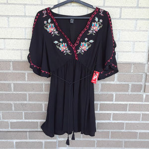 Forever 21 Black Floral Tunic